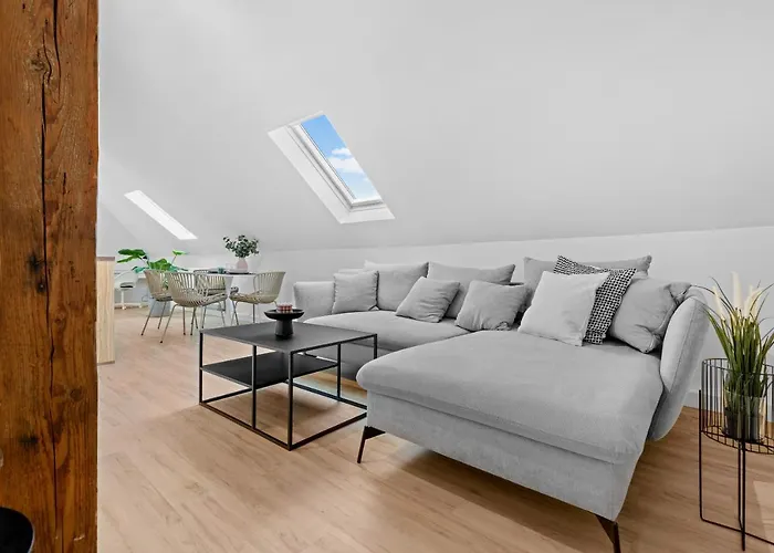 Stilvolle Wohnung: Private Dachterrasse - Zentral *