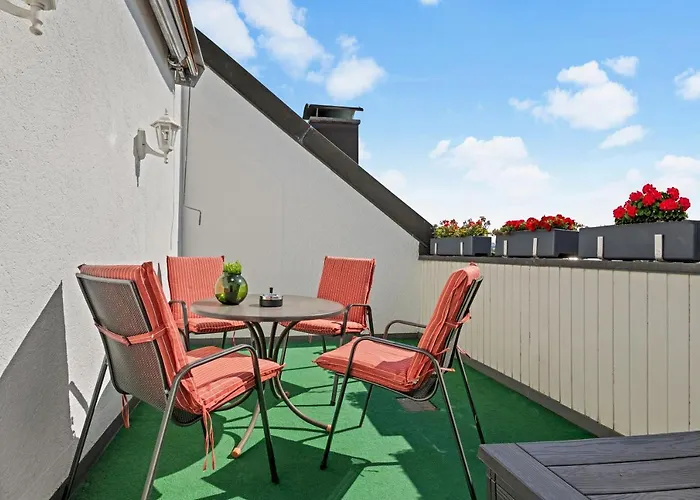 Stilvolle Wohnung: Private Dachterrasse - Zentral * Augsburg